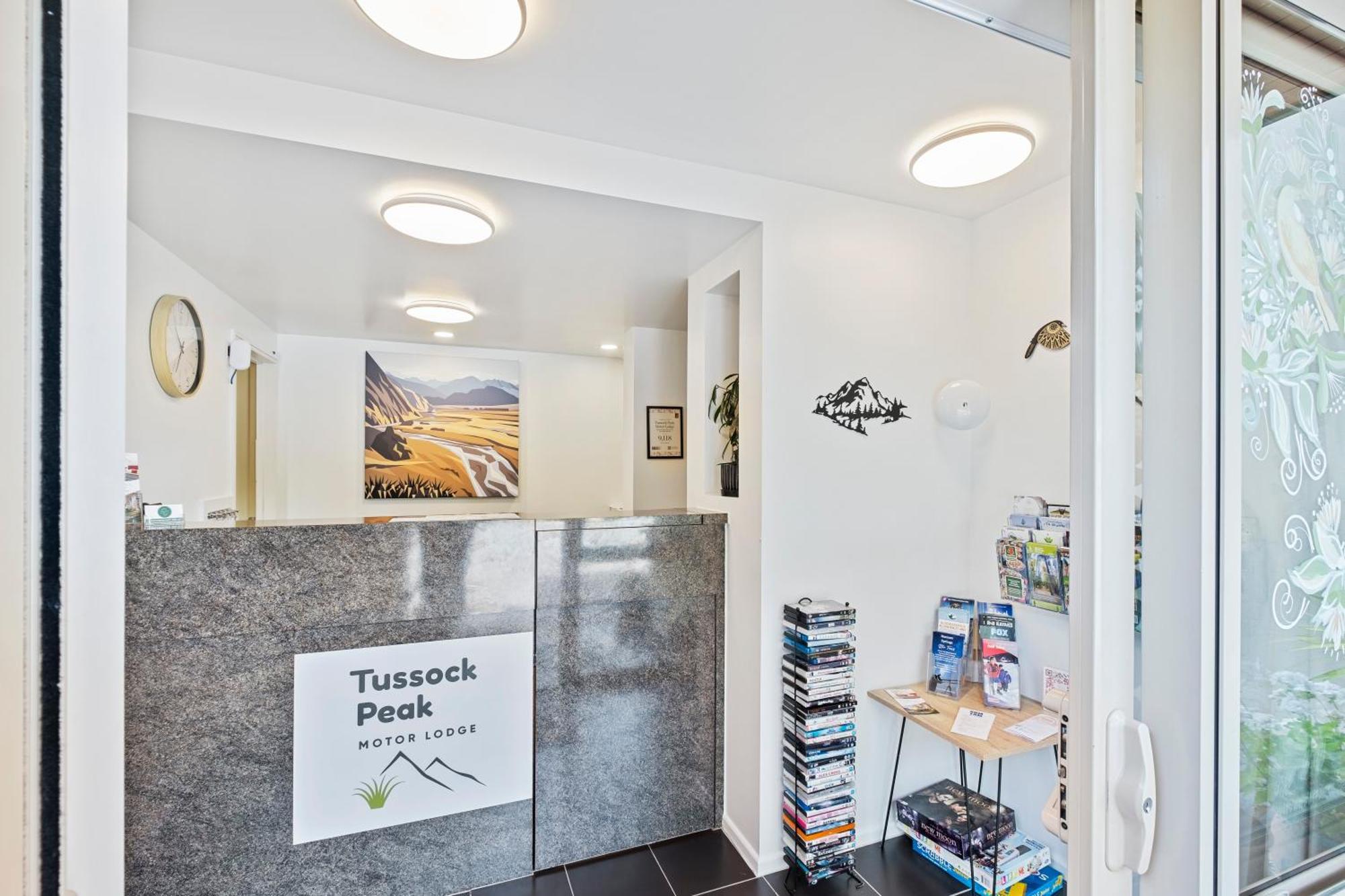 Tussock Peak Lodge แฮนเมอร์สปริงส์ ภายนอก รูปภาพ