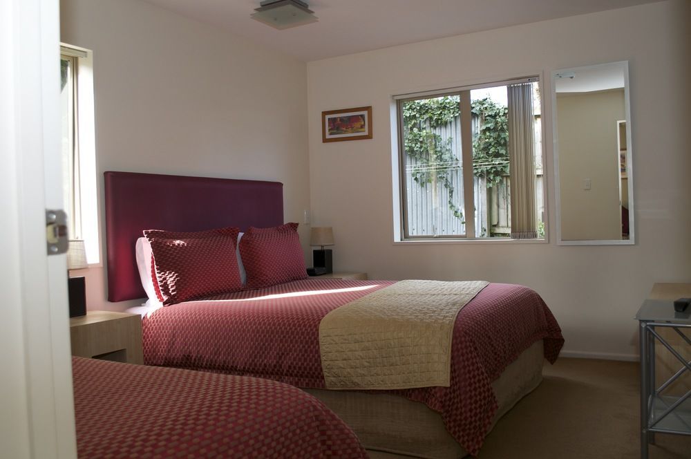 Tussock Peak Lodge แฮนเมอร์สปริงส์ ภายนอก รูปภาพ